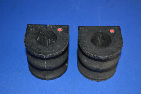 Front Anti Roll / Sway Bar Bush Kit (Rubber)