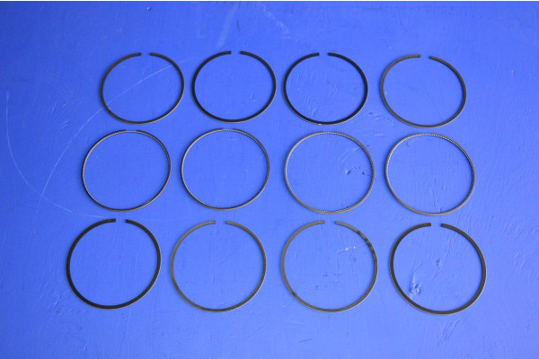 Engine Piston Ring Set (4) STD
