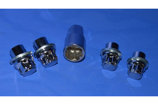 Locking Wheel Nut Set (4) Protruding (With Washer)