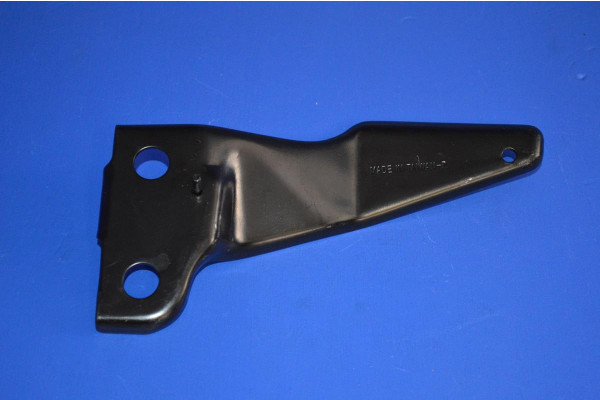 Front Bumper To Chassis Support Bracket R/H