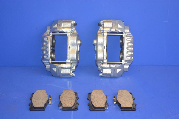 Brake CalipersPads & Fitting Pin Kit Front Pair