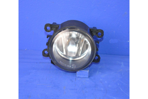 Front Fog Lamp R/H or L/H