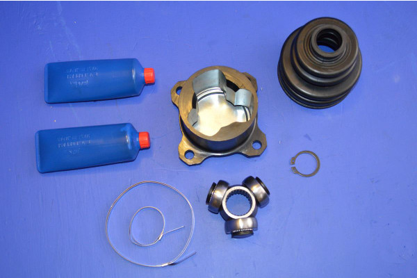 Front CV Joint Inner R/H HDK (26 Inner Splines)