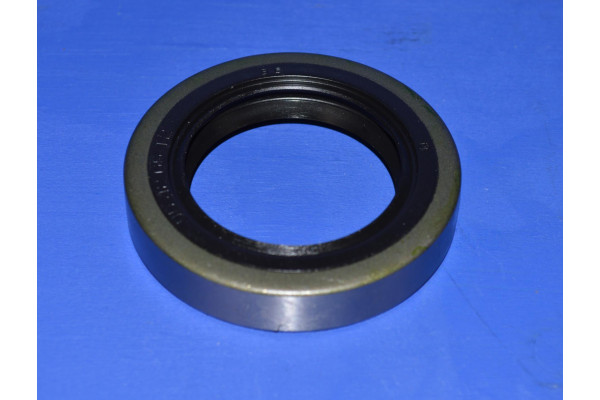 Nissan Patrol Rear Wheel Bearing Seal Inner 42mm ID1988-1997