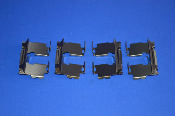 Rear Brake Pad Fitting Clips (4)