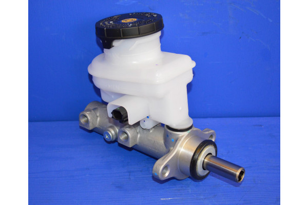 Brake Master Cylinder (Right Hand Drive)