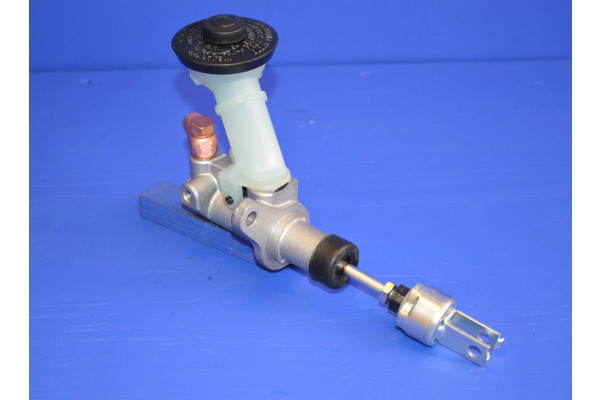 Clutch Master Cylinder (Right Hand Drive)
