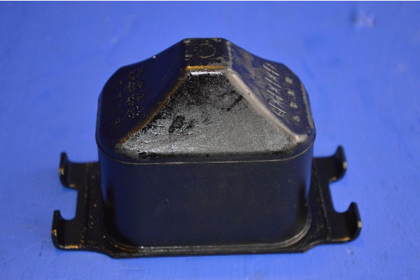 Rear Bump Stop R/H or L/H TFS87