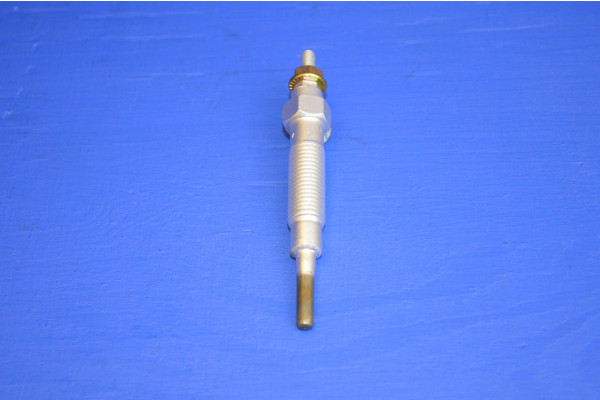 Glow / Heater Plug (11 Volt) 4 Per Engine