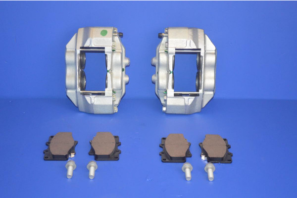 Brake Calipers Pads & Fitting Pin Kit Front Pair