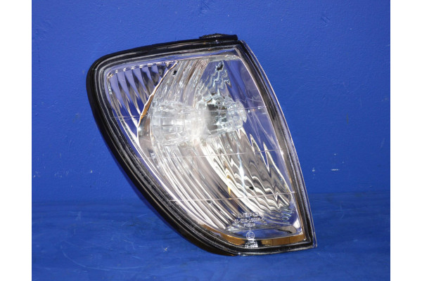 Front Side Lamp Indicator Assembly R/H