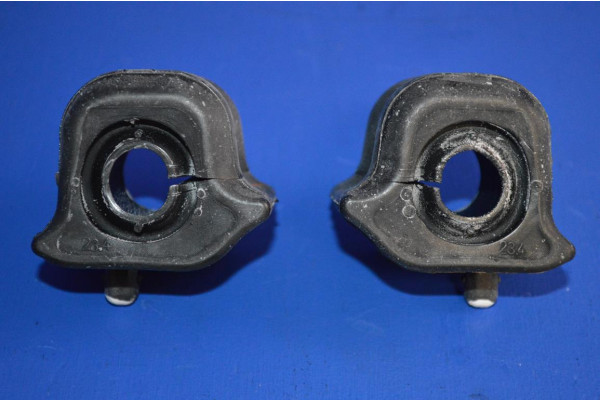 Front Anti Roll / Sway Bar Centre Bush Kit (Rubber)