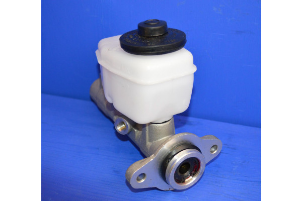 Brake Master Cylinder (Right Hand Drive) 2 Bolt Fitting